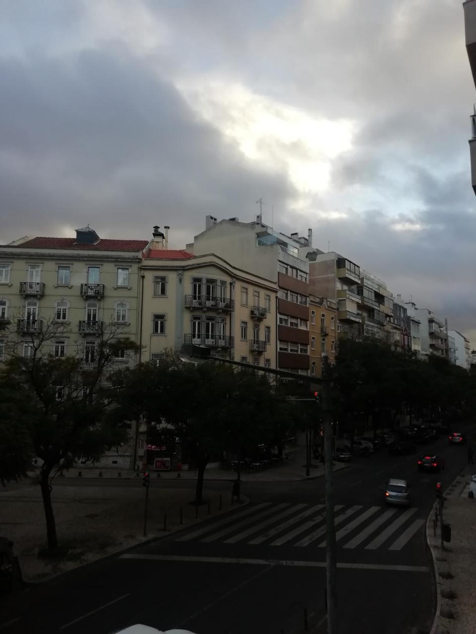 Apolo Bed and Breakfast Lisboa Exteriör bild